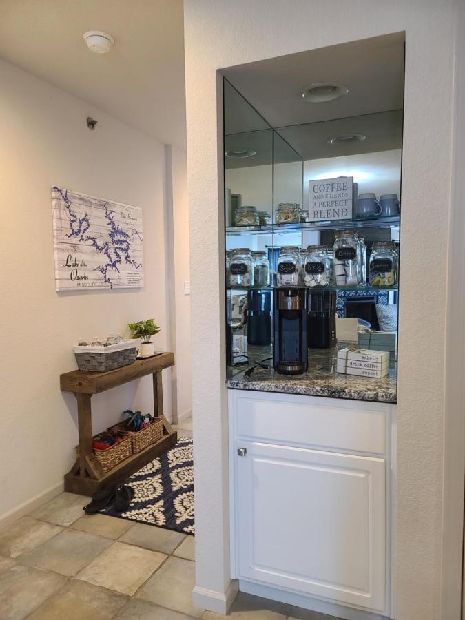אוסייג' ביץ' Family Fun Lakefront Condo At Parkview Bay מראה חיצוני תמונה