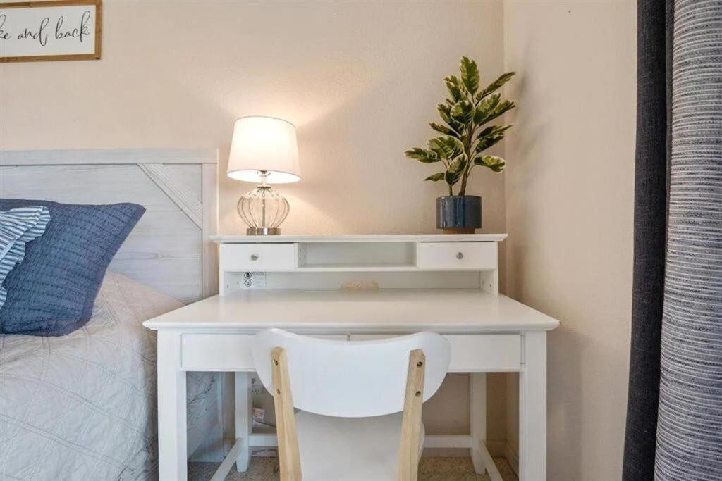 אוסייג' ביץ' Family Fun Lakefront Condo At Parkview Bay מראה חיצוני תמונה