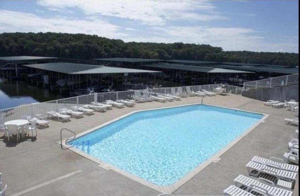 אוסייג' ביץ' Family Fun Lakefront Condo At Parkview Bay מראה חיצוני תמונה